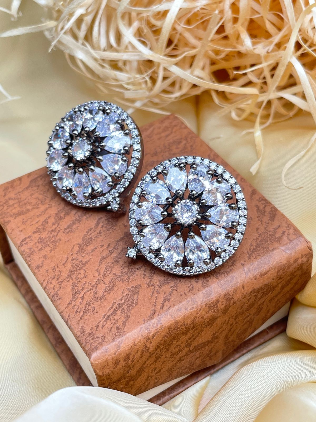 Goldesmiths - 22K Gold Earrings with Diamond Setting White Stones
